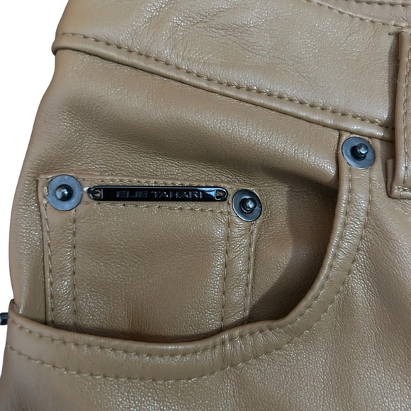 Elie Tahari‎ Women’s Vegan Leather Straight Leg Pants Desert Brown BUTTERY SOFT - Picture 5 of 5